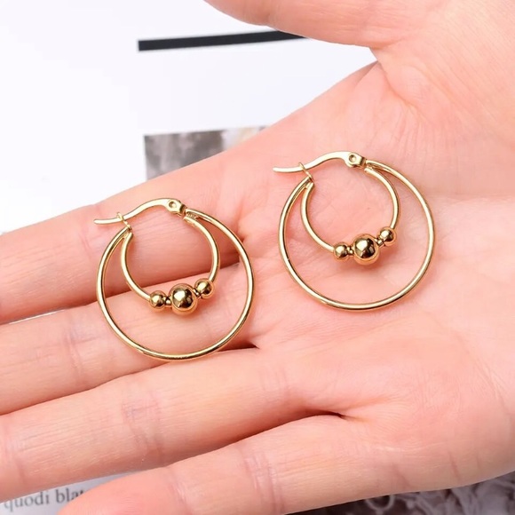 ⚜️𝟯𝟬%𝗢𝗙𝗙 𝗯𝘂𝗻𝗱𝗹𝗲𝘀 𝟯+⚜️ NEW Concentric Stainless Steel Hoop Earrings - Picture 8 of 11